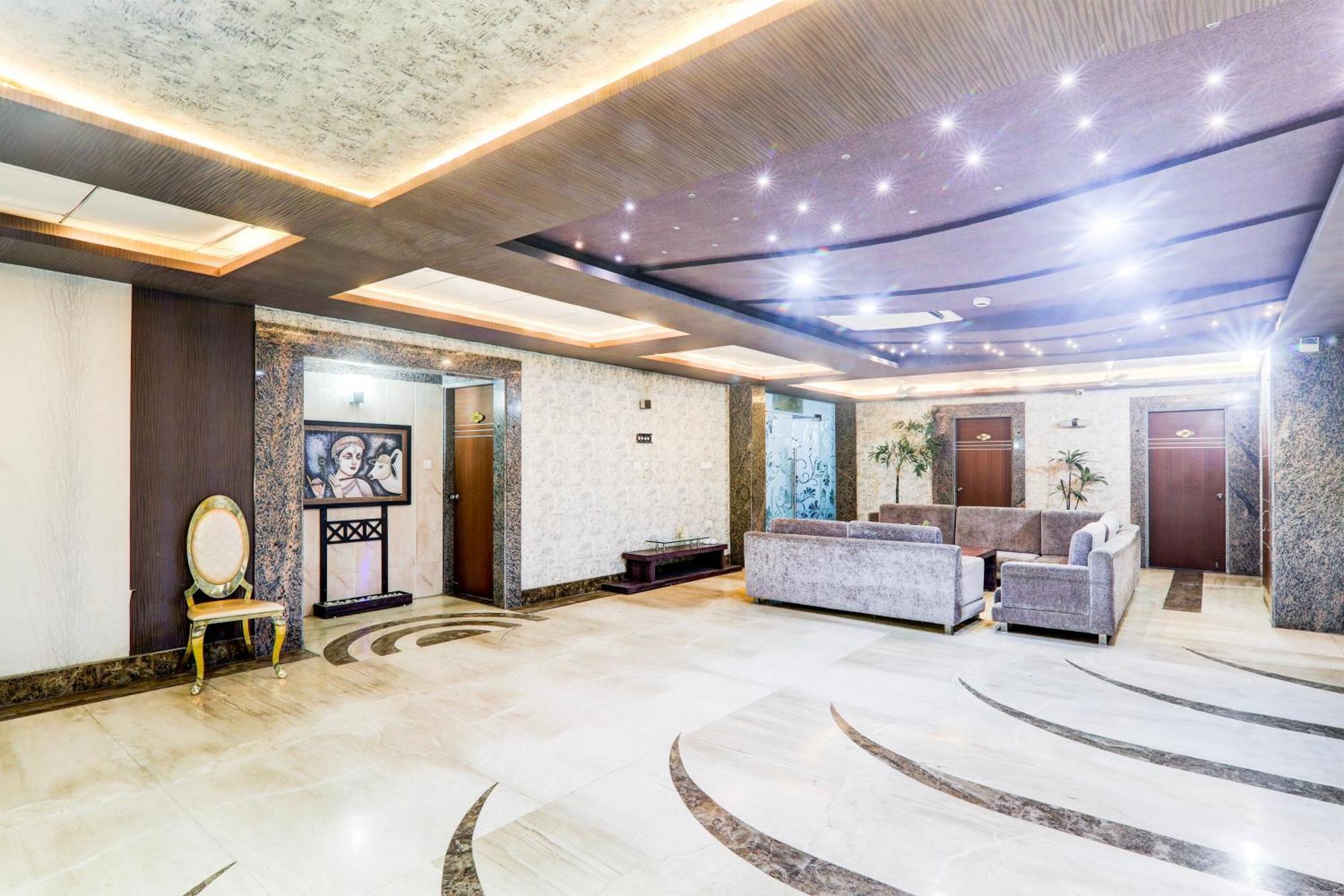 Отель Townhouse Sakura Лакхнау Экстерьер фото